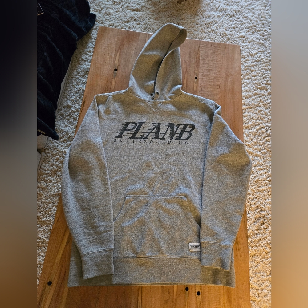 PLAN B skateboard hoodie